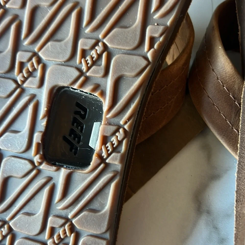 Reef Brown Men's Leather Flip-Flop Sandals